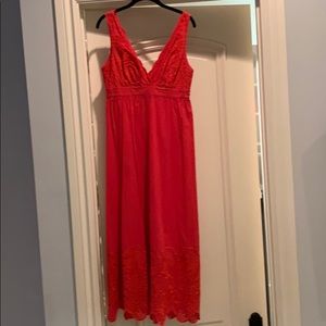 Cotton, dress, embroidery and detail throughout